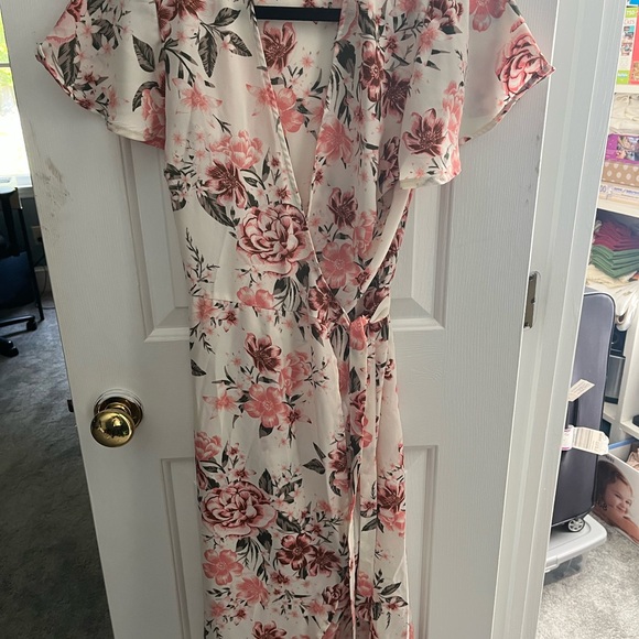 Time and Tru Pink and Cream Floral Maxi Dress - Picture 1 of 5